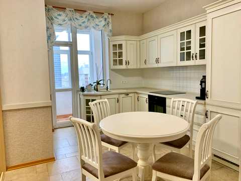 квартира за адресою Панаса Мирного вул., 17