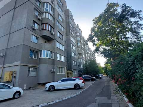 квартира за адресою Садова вул., 34