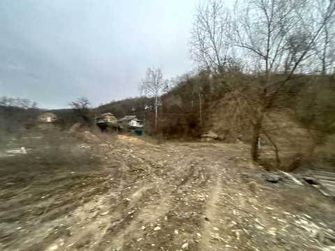 участок по адресу Київська ул., 1