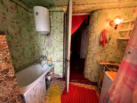 будинок за адресою Володимира Івасюка вул. (Морозова), 13
