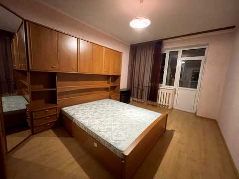 квартира за адресою Миколи Бажана просп., 12