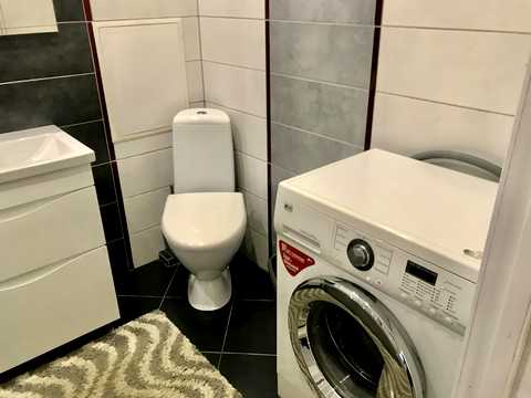 квартира за адресою Олега Антонова