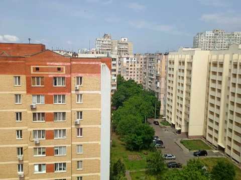 квартира за адресою Владислава Бувалкіна вул. (Бочарова Генерала), 75