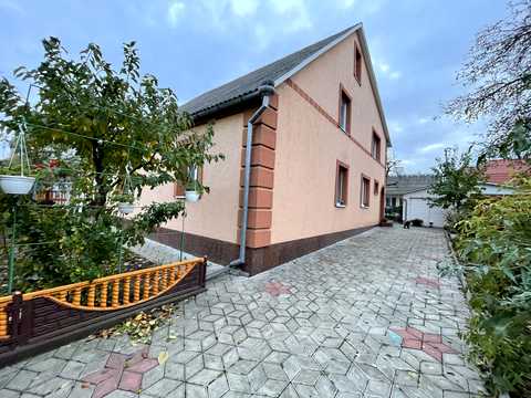 будинок за адресою Г.Виговського, 1