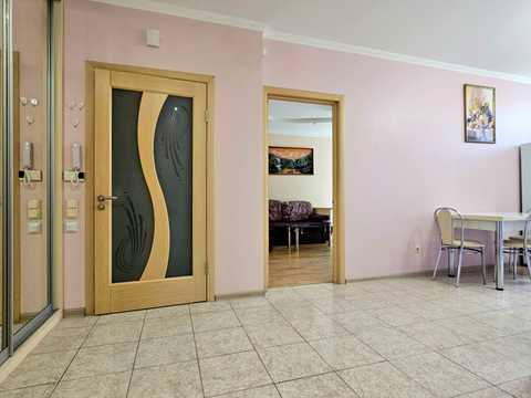квартира за адресою Регенераторна вул., 4 к1