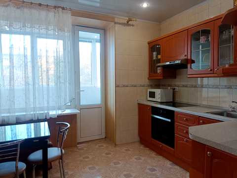 квартира по адресу Рабочая ул., 146