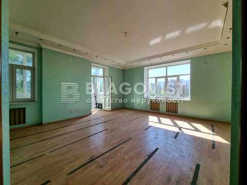 комерційна за адресою Костельна вул., 6