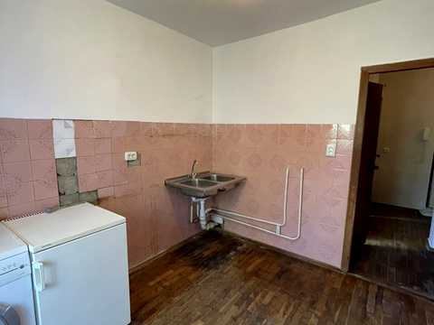 квартира за адресою Хмельницький, Зарічанська вул., 12а