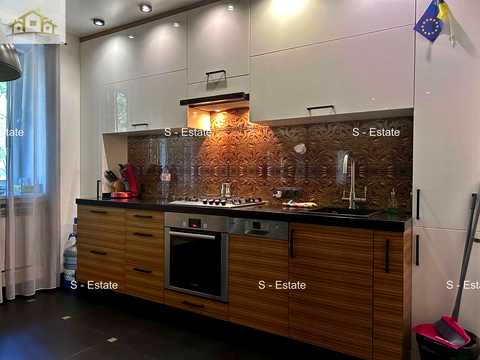 квартира за адресою Старопрудна вул., 10б
