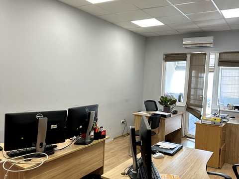 коммерческая по адресу Саксаганского ул., 121
