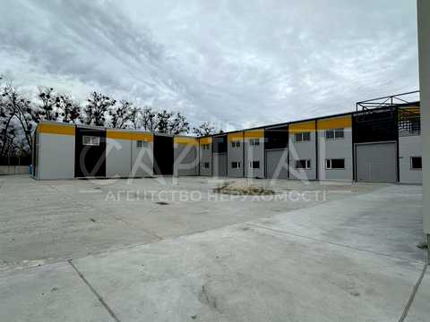 комерційна за адресою Соборна вул., 305