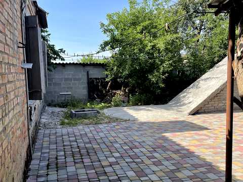 будинок за адресою Волноваська вул. (Саратовська), 9