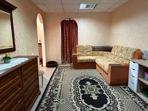 квартира за адресою Покровська вул. (Подбєльського), 28