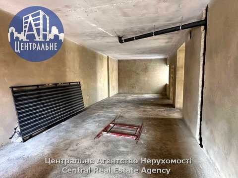 комерційна за адресою Чернівці, Сергія Скальда вул. (Комарова), 31-В