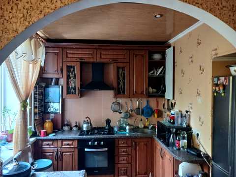 квартира за адресою Свободи просп. (60-річчя Жовтня), 47