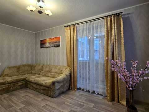 квартира по адресу Амосова ул. (Корчагінців), 21