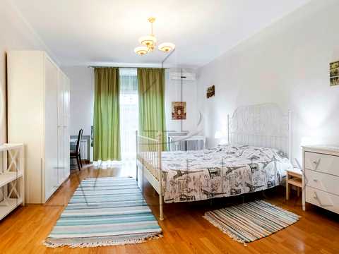 квартира за адресою Шовковична вул., 24
