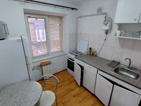 квартира по адресу Андрея Мельника ул., 4