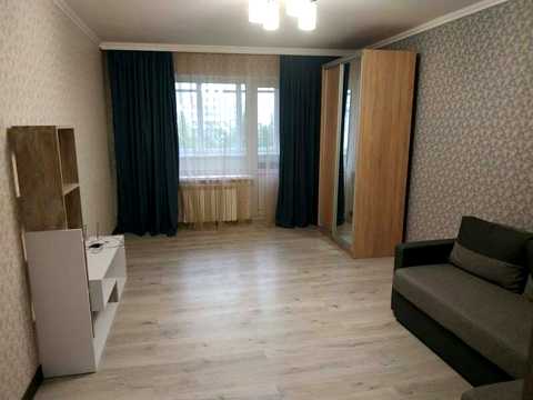 квартира по адресу Ревуцкого ул., 17-Б