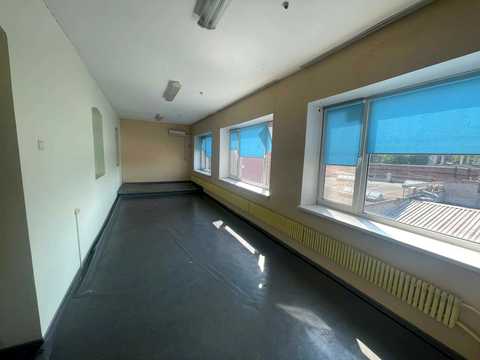 коммерческая по адресу Володимира Мономаха ул. (Московська), 9