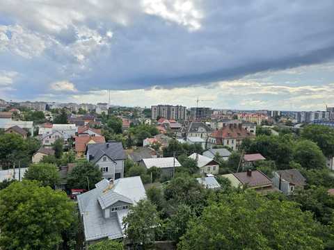 квартира за адресою Богдана Хмельницького вул., 51-Б