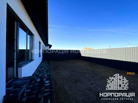 будинок за адресою Ужгород, Петра Угляренка, 1