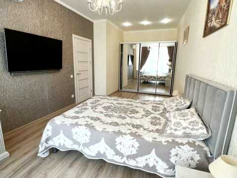 квартира за адресою Миколи Бажана просп., 10