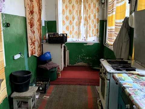 будинок за адресою Центральна, 1