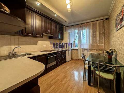 квартира за адресою Печерська вул., 6