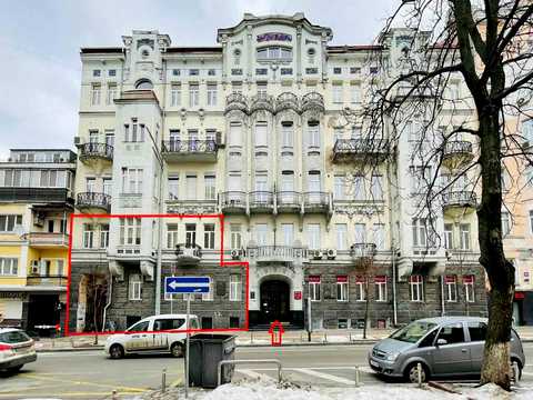 коммерческая по адресу Евгения Чикаленко ул. (Пушкінська), 21