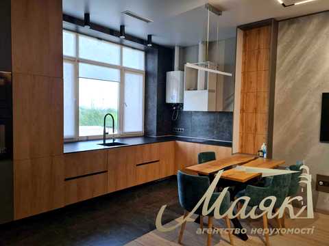 квартира за адресою Металургів просп., 8-А