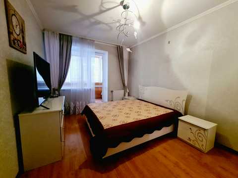 квартира за адресою Героїв Майдану вул. (Червоноармійська), 150