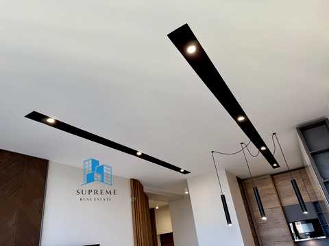 квартира по адресу Вице-адмирала Азарова ул. (Вице-адмирала Азарова), 8а