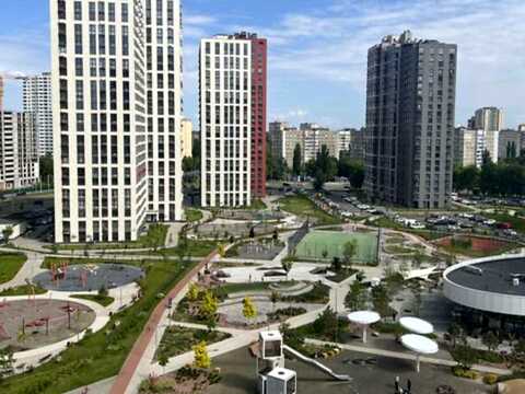 квартира за адресою Олександра Олеся вул., 10