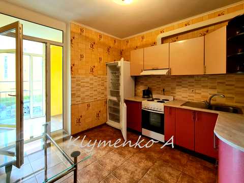 квартира за адресою Регенераторна вул., 4