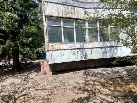 комерційна за адресою Василя Сергієнка вул. (Задніпровська), 11