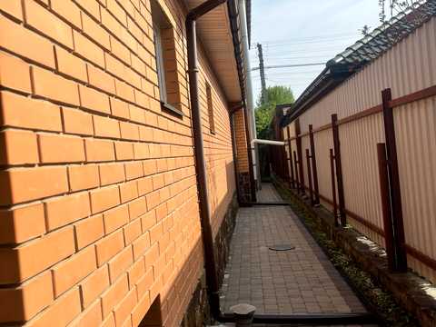 дом по адресу Лаврова