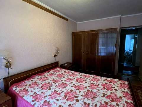 квартира за адресою Стадіонна вул., 13
