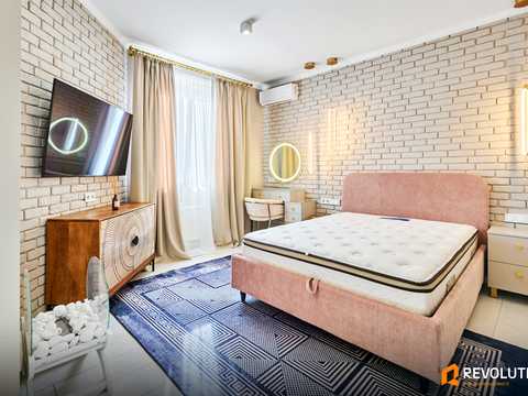 квартира за адресою Братська вул., 12