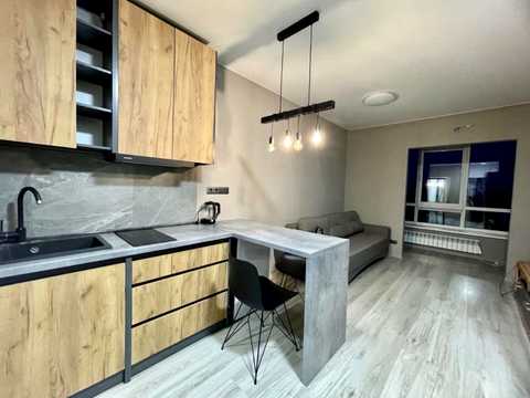 квартира за адресою Гнатюка вул., 4
