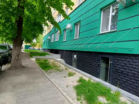 комерційна за адресою Рівне, вул. Тиха, 7