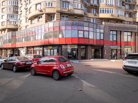 комерційна за адресою Петра Григоренка просп., 22/20