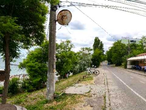 комерційна за адресою Фонтанська дорога вул. (Перекопской дивизии улица), 77