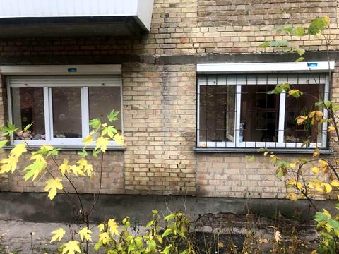 комерційна за адресою Пирогівський Шлях вул. (Червонопрапорна), 44-А