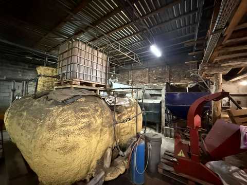 комерційна за адресою с. Лугове, Польова, 8
