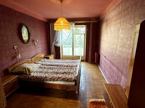квартира за адресою Ореста Левицького вул. (Академіка Курчатова), 8-Б
