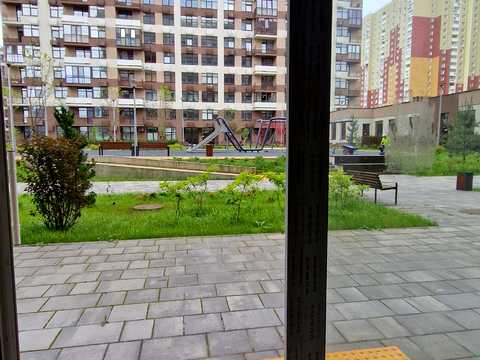 комерційна за адресою Генерала Грекова вул., 2