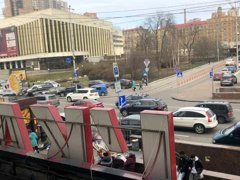 коммерческая по адресу вул. Велика Васильківська, 118