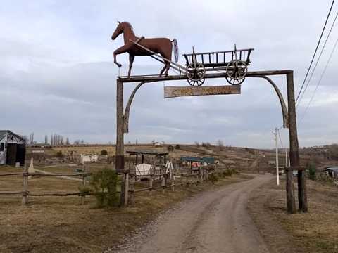 участок по адресу Лесі Українки, 18