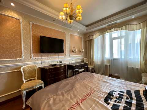 квартира за адресою Київ, Василя Тютюнника вул. (Анрі Барбюса), 37/1